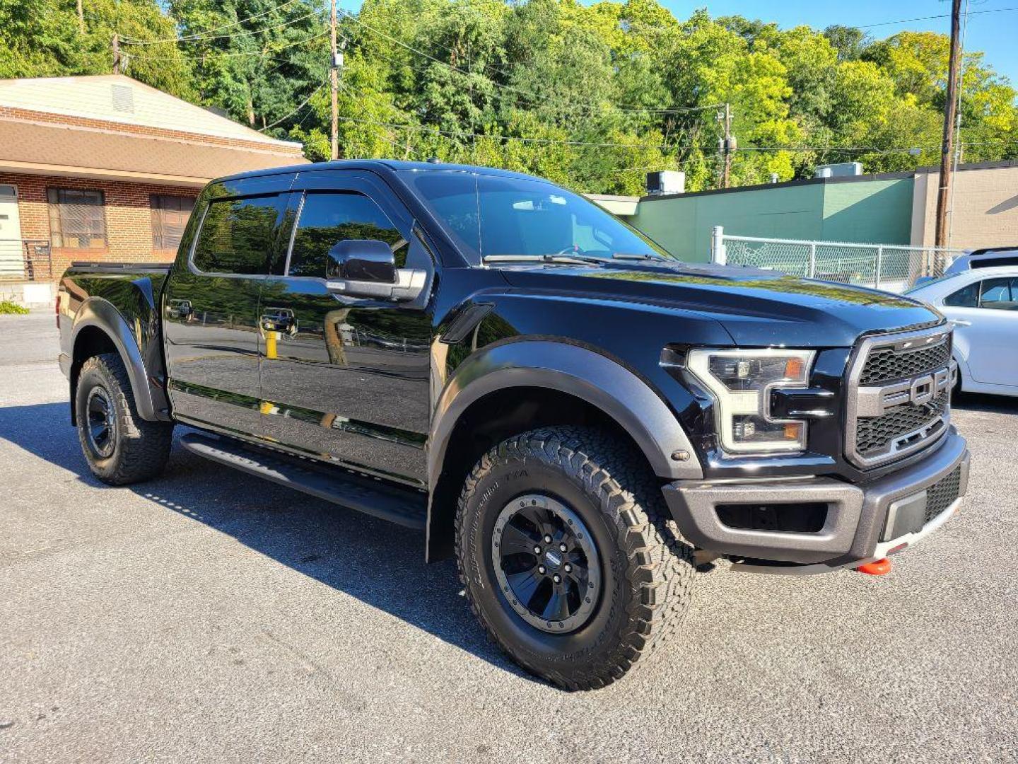 2017 BLACK FORD F150 SUPERCREW RAPTOR (1FTFW1RG3HF) with an 3.5L engine, Automatic transmission, located at 117 North Cameron Street, Harrisburg, PA, 17101, (717) 963-8962, 40.266762, -76.875259 - WE FINANCE!!! Good Credit/ Bad Credit/ No Credit - ALL Trade-Ins Welcomed!!! ***Guaranteed Credit Approval*** APPLY ONLINE or CALL us TODAY ;) Internet Prices and Marketplace Prices are SPECIAL discounted ***CASH DEALS*** Retail Prices are higher. Please call us to discuss your cash and finan - Photo#6