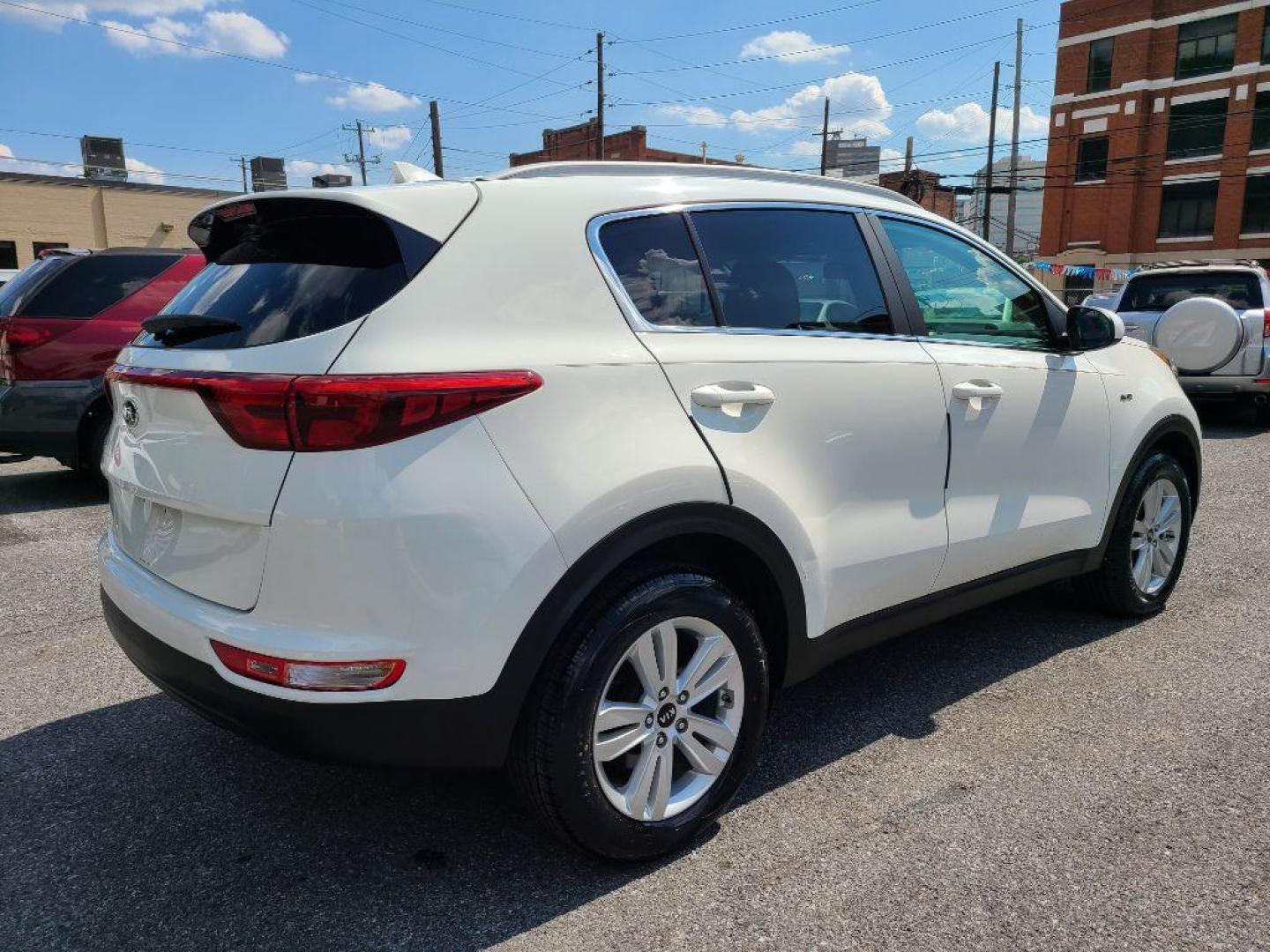 2017 WHITE KIA SPORTAGE LX (KNDPMCAC8H7) with an 2.4L engine, Automatic transmission, located at 117 North Cameron Street, Harrisburg, PA, 17101, (717) 963-8962, 40.266762, -76.875259 - WE FINANCE!!! Good Credit/ Bad Credit/ No Credit - ALL Trade-Ins Welcomed!!! ***Guaranteed Credit Approval*** APPLY ONLINE or CALL us TODAY ;) Internet Prices and Marketplace Prices are SPECIAL discounted ***CASH DEALS*** Retail Prices are higher. Please call us to discuss your cash and finan - Photo#4