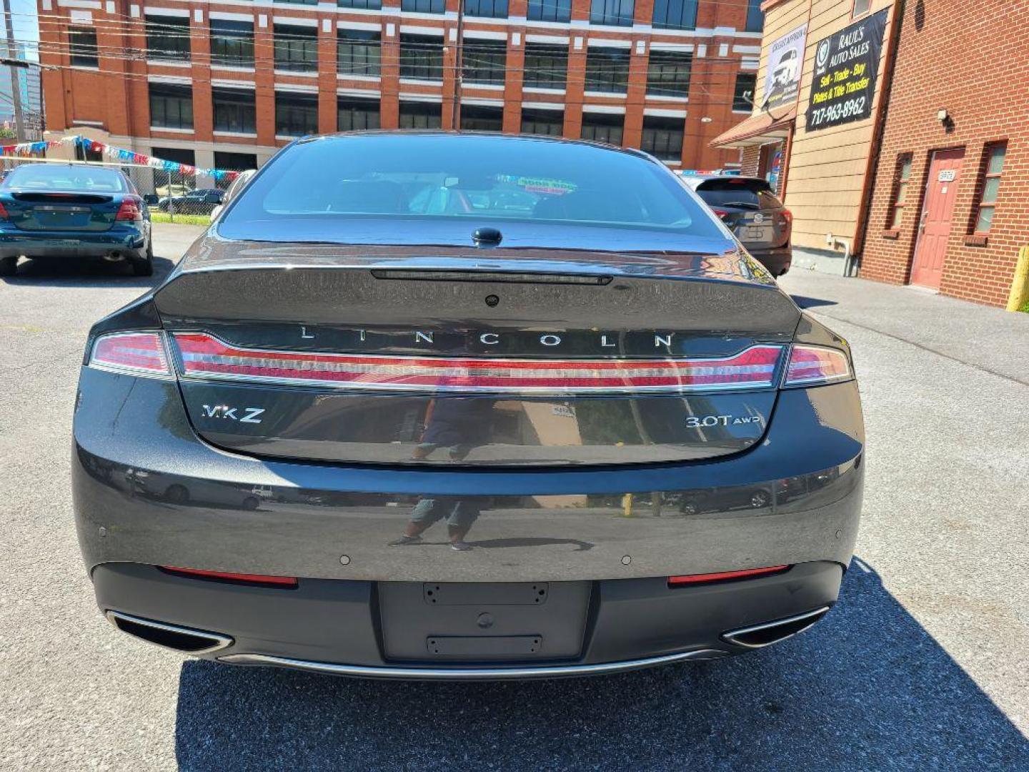 2017 GRAY LINCOLN MKZ RESERVE (3LN6L5FC6HR) with an 3.0L engine, Automatic transmission, located at 7981 Paxton Street, Harrisburg, PA, 17111, (717) 561-2926, 40.261490, -76.749229 - WE FINANCE!!! Good Credit/ Bad Credit/ No Credit - ALL Trade-Ins Welcomed!!! ***Guaranteed Credit Approval*** APPLY ONLINE or CALL us TODAY ;) Internet Prices and Marketplace Prices are SPECIAL discounted ***CASH DEALS*** Retail Prices are higher. Please call us to discuss your cash and finan - Photo#3