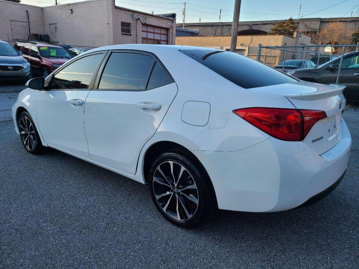 2017 WHITE TOYOTA COROLLA SE (2T1BURHE4HC) with an 1.8L engine, Continuously Variable transmission, located at 7981 Paxton Street, Harrisburg, PA, 17111, (717) 561-2926, 40.261490, -76.749229 - WE FINANCE!!! Good Credit/ Bad Credit/ No Credit - ALL Trade-Ins Welcomed!!! ***Guaranteed Credit Approval*** APPLY ONLINE or CALL us TODAY ;) Internet Prices and Marketplace Prices are SPECIAL discounted ***CASH DEALS*** Retail Prices are higher. Please call us to discuss your cash and finan - Photo#3