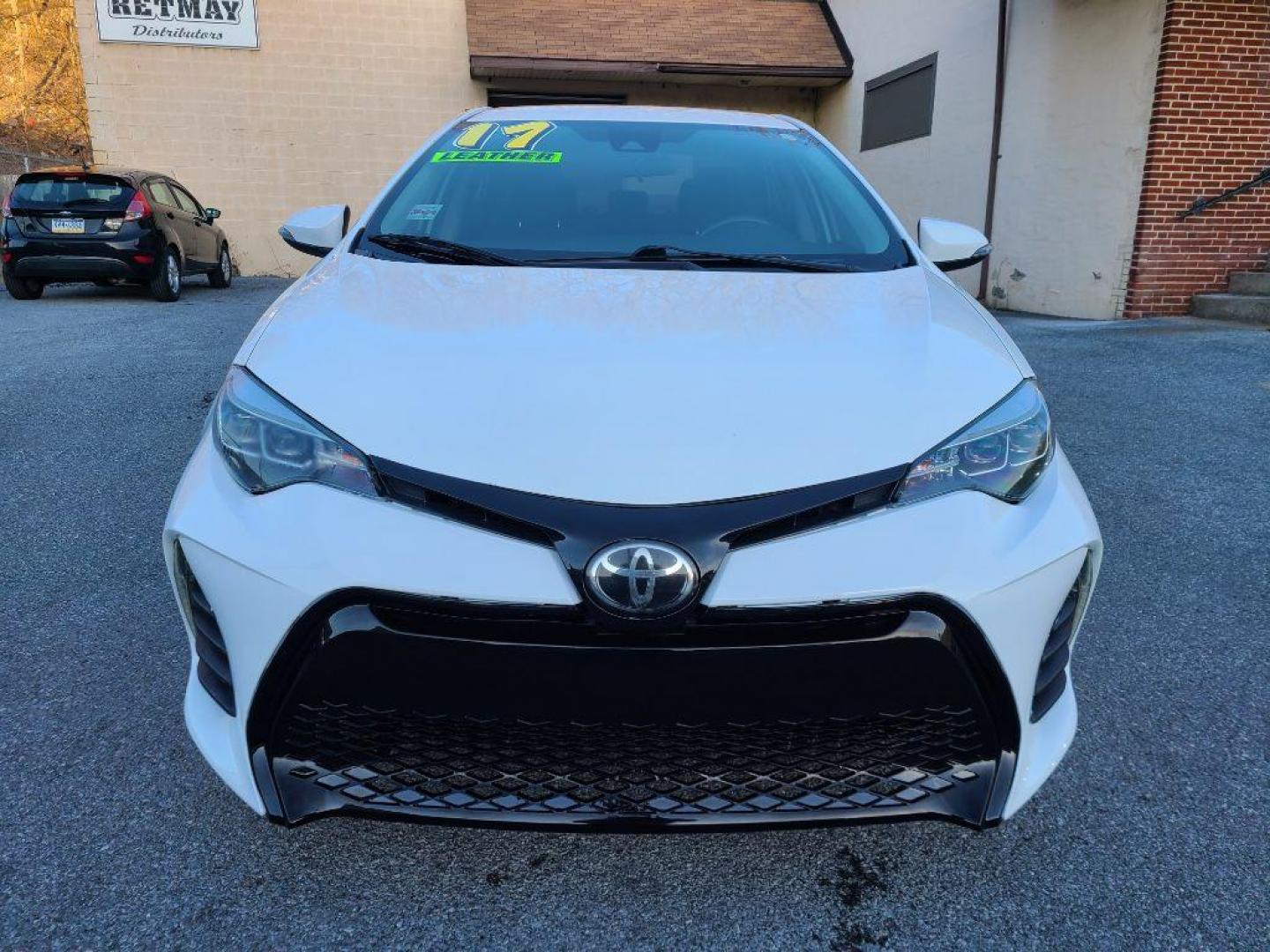 2017 WHITE TOYOTA COROLLA SE (2T1BURHE4HC) with an 1.8L engine, Continuously Variable transmission, located at 7981 Paxton Street, Harrisburg, PA, 17111, (717) 561-2926, 40.261490, -76.749229 - WE FINANCE!!! Good Credit/ Bad Credit/ No Credit - ALL Trade-Ins Welcomed!!! ***Guaranteed Credit Approval*** APPLY ONLINE or CALL us TODAY ;) Internet Prices and Marketplace Prices are SPECIAL discounted ***CASH DEALS*** Retail Prices are higher. Please call us to discuss your cash and finan - Photo#6