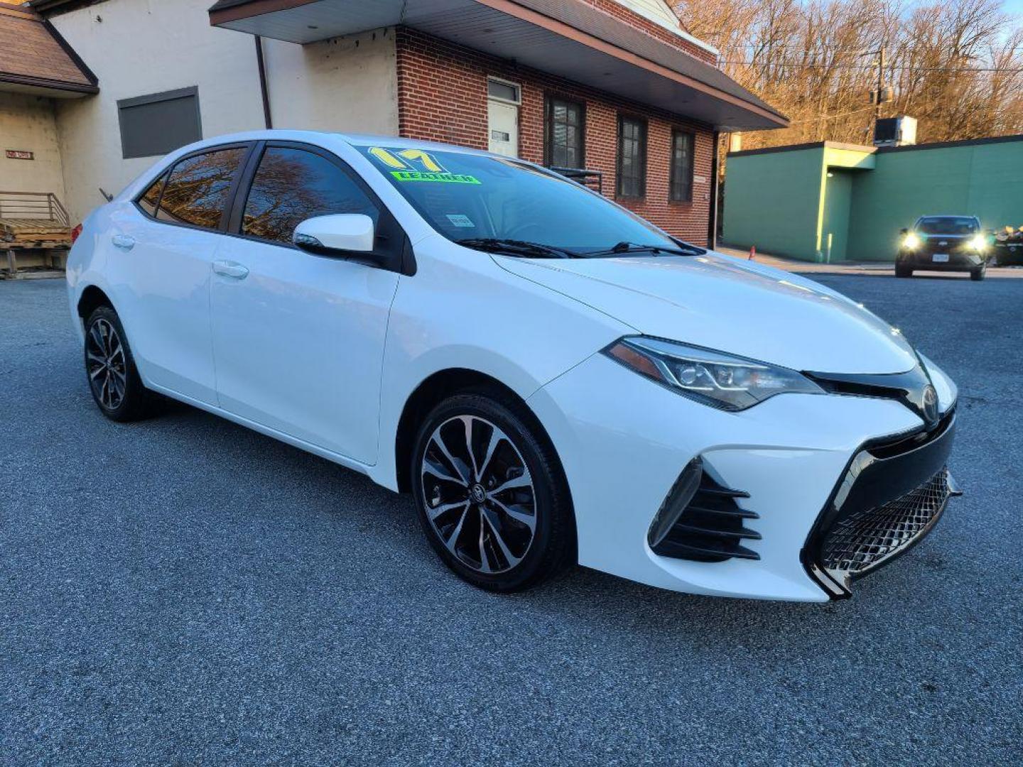 2017 WHITE TOYOTA COROLLA SE (2T1BURHE4HC) with an 1.8L engine, Continuously Variable transmission, located at 7981 Paxton Street, Harrisburg, PA, 17111, (717) 561-2926, 40.261490, -76.749229 - WE FINANCE!!! Good Credit/ Bad Credit/ No Credit - ALL Trade-Ins Welcomed!!! ***Guaranteed Credit Approval*** APPLY ONLINE or CALL us TODAY ;) Internet Prices and Marketplace Prices are SPECIAL discounted ***CASH DEALS*** Retail Prices are higher. Please call us to discuss your cash and finan - Photo#7