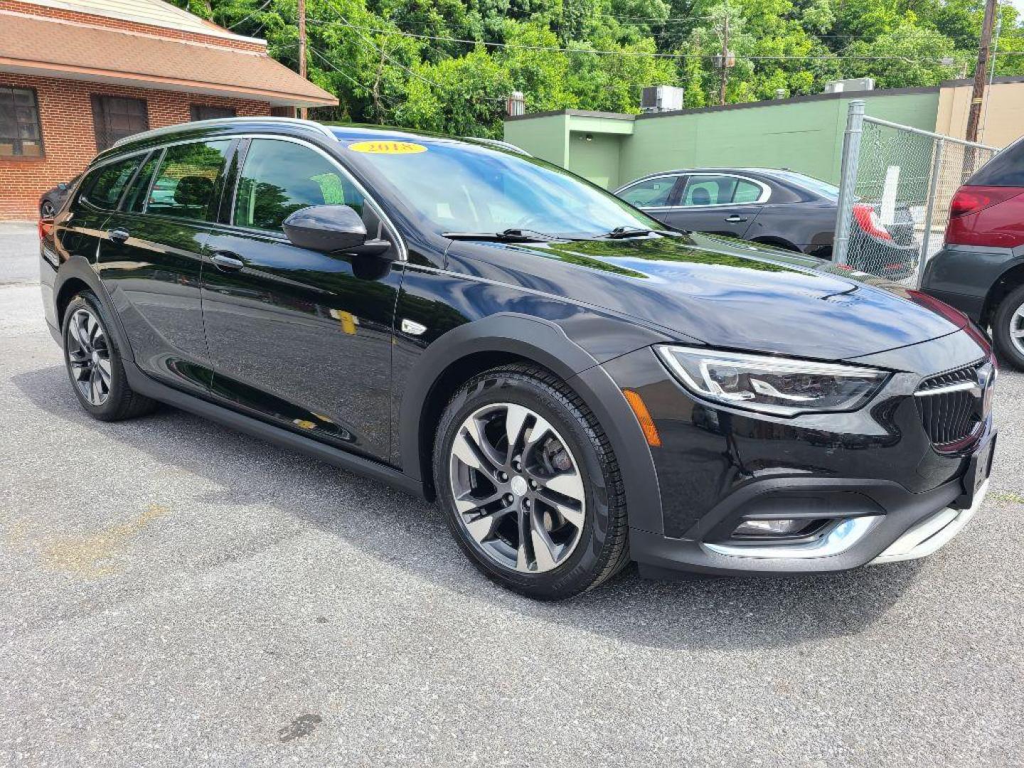 2018 BLACK BUICK REGAL TOURX ESSENCE (W04GV8SX6J1) with an 2.0L engine, Automatic transmission, located at 7981 Paxton Street, Harrisburg, PA, 17111, (717) 561-2926, 40.261490, -76.749229 - WE FINANCE!!! Good Credit/ Bad Credit/ No Credit - ALL Trade-Ins Welcomed!!! ***Guaranteed Credit Approval*** APPLY ONLINE or CALL us TODAY ;) Internet Prices and Marketplace Prices are SPECIAL discounted ***CASH DEALS*** Retail Prices are higher. Please call us to discuss your cash and finan - Photo#6