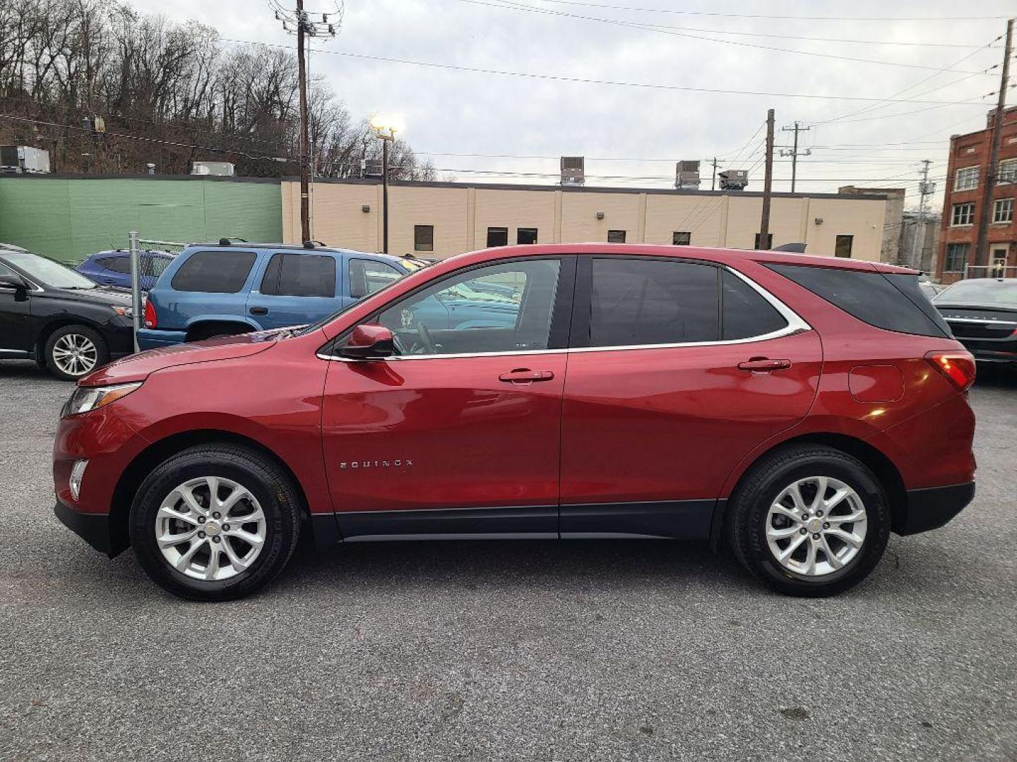 2018 RED CHEVROLET EQUINOX LT (2GNAXSEV2J6) with an 1.5L engine, Automatic transmission, located at 117 North Cameron Street, Harrisburg, PA, 17101, (717) 963-8962, 40.266762, -76.875259 - WE FINANCE!!! Good Credit/ Bad Credit/ No Credit - ALL Trade-Ins Welcomed!!! ***Guaranteed Credit Approval*** APPLY ONLINE or CALL us TODAY ;) Internet Prices and Marketplace Prices are SPECIAL discounted ***CASH DEALS*** Retail Prices are higher. Please call us to discuss your cash and finan - Photo#1