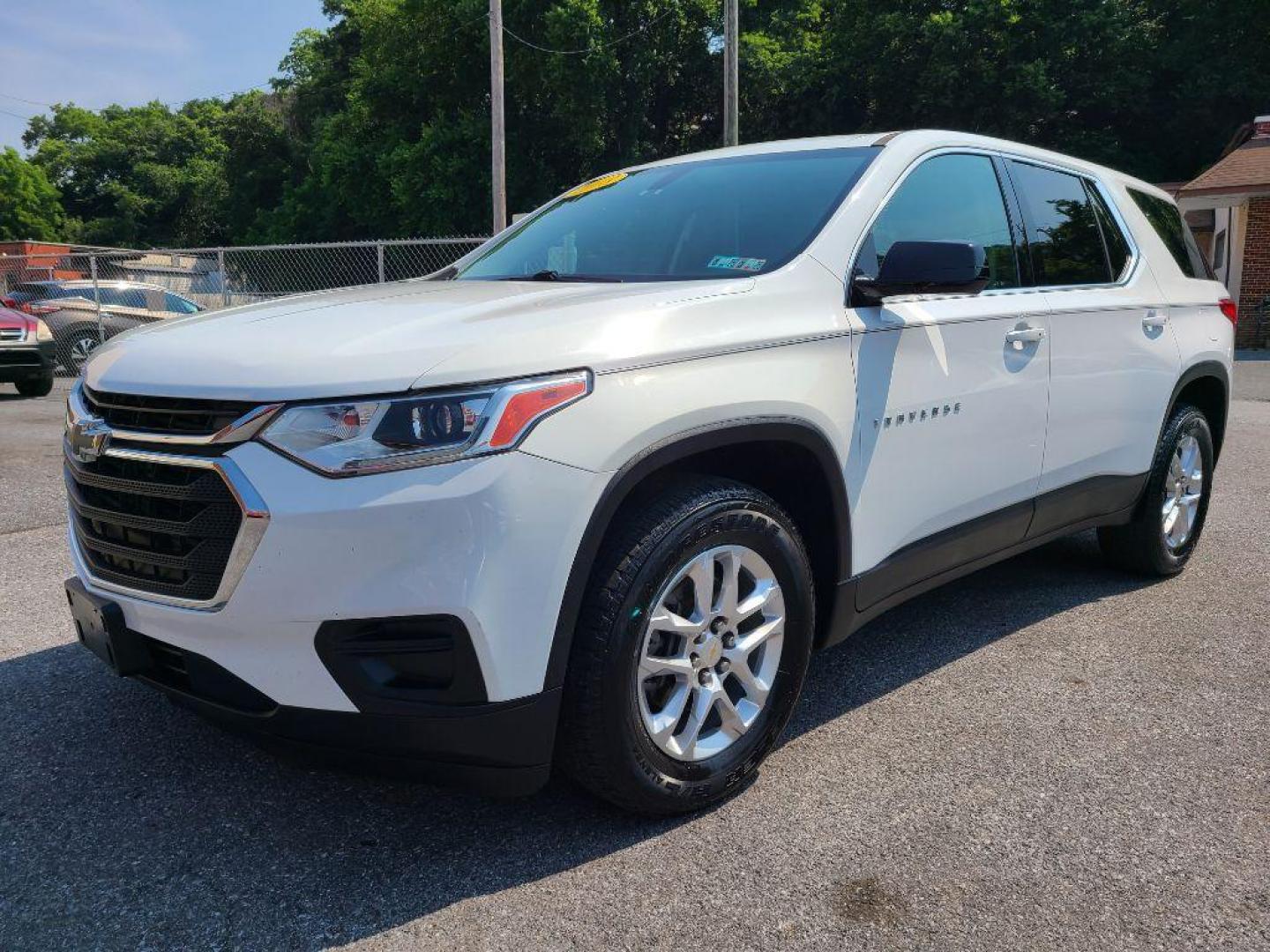 2018 WHITE CHEVROLET TRAVERSE LS (1GNERFKW1JJ) with an 3.6L engine, Automatic transmission, located at 117 North Cameron Street, Harrisburg, PA, 17101, (717) 963-8962, 40.266762, -76.875259 - WE FINANCE!!! Good Credit/ Bad Credit/ No Credit - ALL Trade-Ins Welcomed!!! ***Guaranteed Credit Approval*** APPLY ONLINE or CALL us TODAY ;) Internet Prices and Marketplace Prices are SPECIAL discounted ***CASH DEALS*** Retail Prices are higher. Please call us to discuss your cash and finan - Photo#0