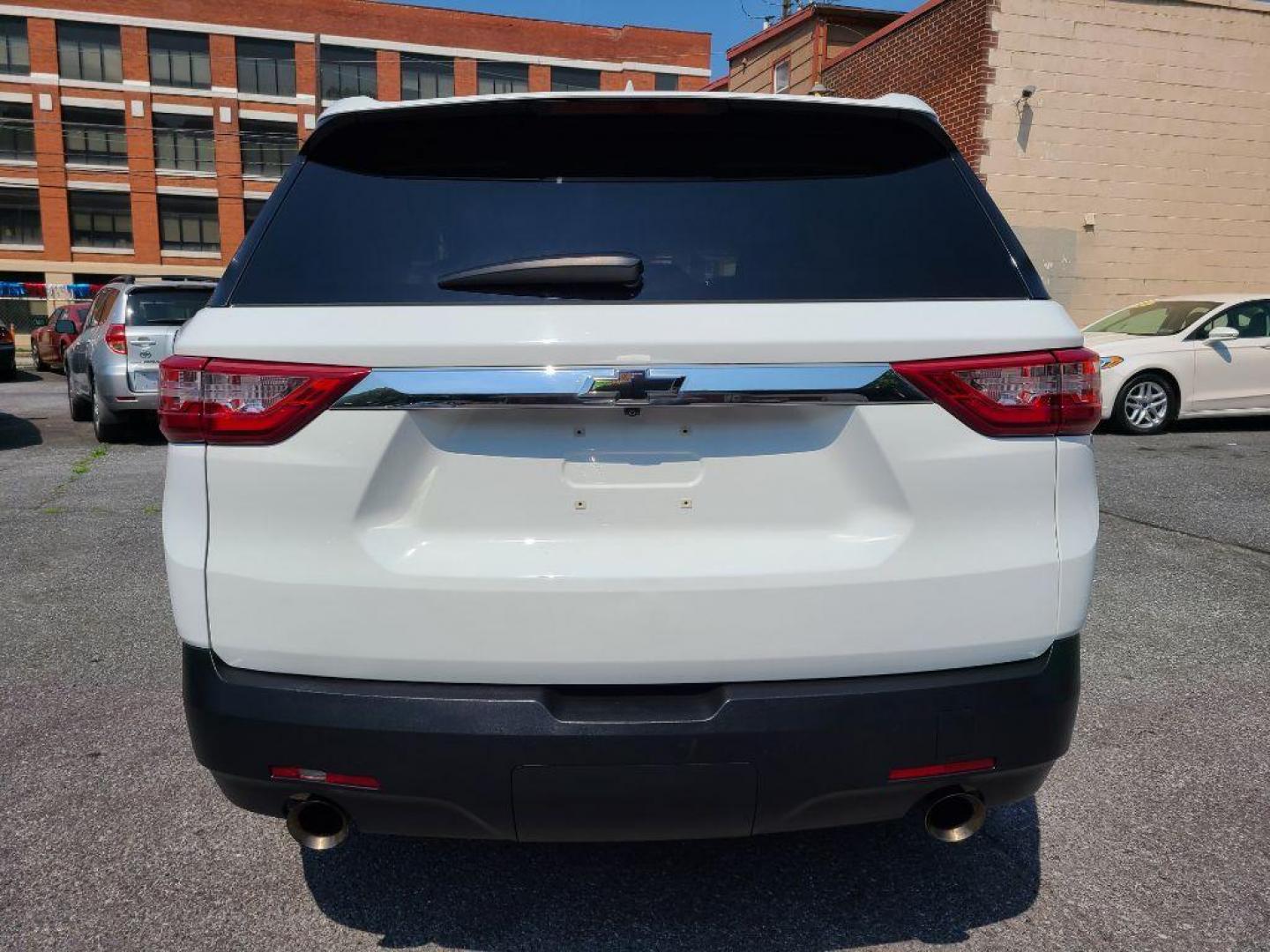 2018 WHITE CHEVROLET TRAVERSE LS (1GNERFKW1JJ) with an 3.6L engine, Automatic transmission, located at 117 North Cameron Street, Harrisburg, PA, 17101, (717) 963-8962, 40.266762, -76.875259 - WE FINANCE!!! Good Credit/ Bad Credit/ No Credit - ALL Trade-Ins Welcomed!!! ***Guaranteed Credit Approval*** APPLY ONLINE or CALL us TODAY ;) Internet Prices and Marketplace Prices are SPECIAL discounted ***CASH DEALS*** Retail Prices are higher. Please call us to discuss your cash and finan - Photo#3