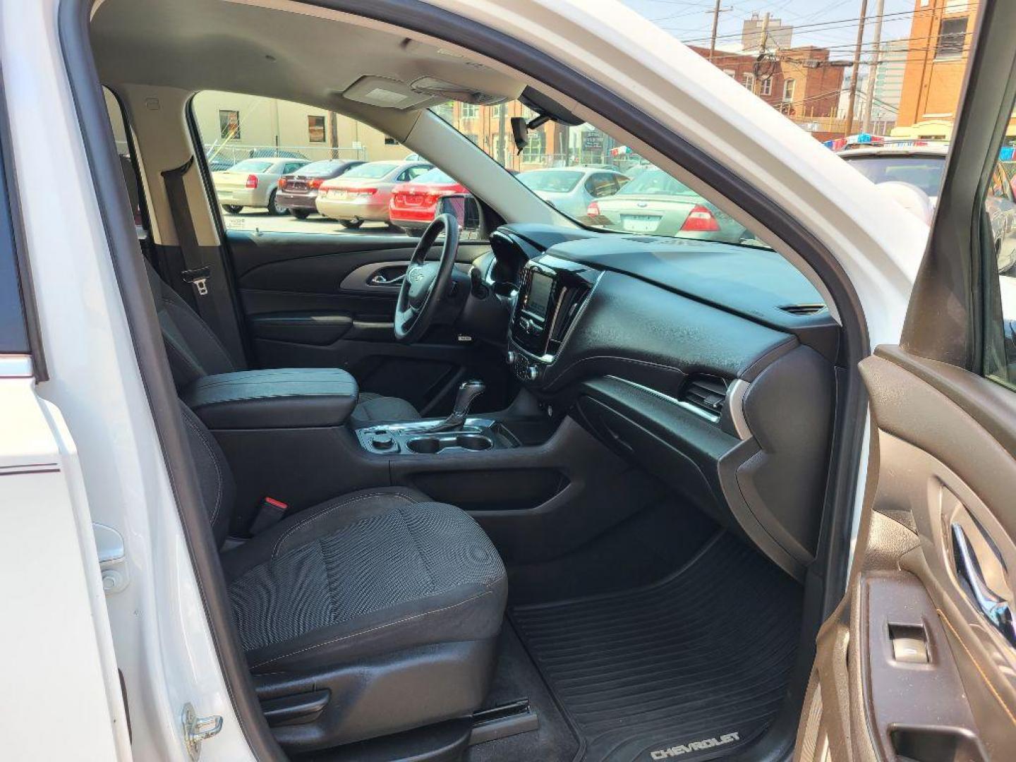 2018 WHITE CHEVROLET TRAVERSE LS (1GNERFKW1JJ) with an 3.6L engine, Automatic transmission, located at 117 North Cameron Street, Harrisburg, PA, 17101, (717) 963-8962, 40.266762, -76.875259 - WE FINANCE!!! Good Credit/ Bad Credit/ No Credit - ALL Trade-Ins Welcomed!!! ***Guaranteed Credit Approval*** APPLY ONLINE or CALL us TODAY ;) Internet Prices and Marketplace Prices are SPECIAL discounted ***CASH DEALS*** Retail Prices are higher. Please call us to discuss your cash and finan - Photo#8