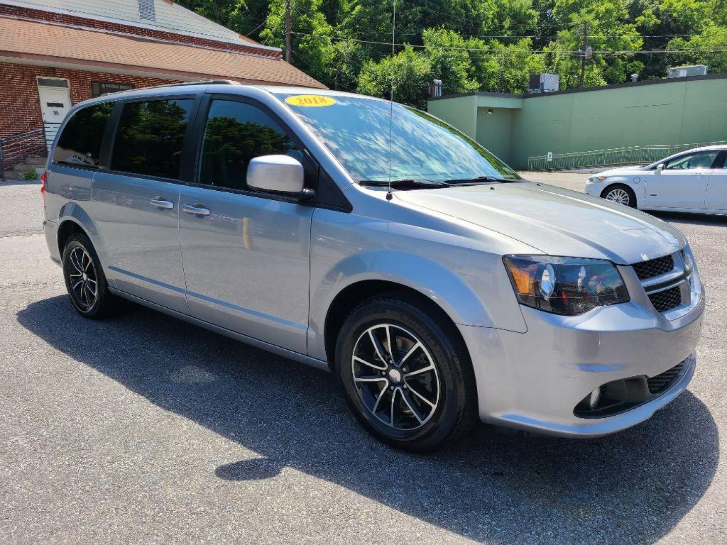 2018 SILVER DODGE GRAND CARAVAN GT (2C4RDGEG9JR) with an 3.6L engine, Automatic transmission, located at 7981 Paxton Street, Harrisburg, PA, 17111, (717) 561-2926, 40.261490, -76.749229 - WE FINANCE!!! Good Credit/ Bad Credit/ No Credit - ALL Trade-Ins Welcomed!!! ***Guaranteed Credit Approval*** APPLY ONLINE or CALL us TODAY ;) Internet Prices and Marketplace Prices are SPECIAL discounted ***CASH DEALS*** Retail Prices are higher. Please call us to discuss your cash and finan - Photo#6