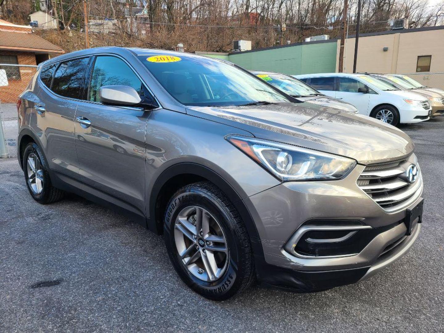 2018 GRAY HYUNDAI SANTA FE SPORT SPORT (5NMZT3LB4JH) with an 2.4L engine, Automatic transmission, located at 7981 Paxton Street, Harrisburg, PA, 17111, (717) 561-2926, 40.261490, -76.749229 - WE FINANCE!!! Good Credit/ Bad Credit/ No Credit - ALL Trade-Ins Welcomed!!! ***Guaranteed Credit Approval*** APPLY ONLINE or CALL us TODAY ;) Internet Prices and Marketplace Prices are SPECIAL discounted ***CASH DEALS*** Retail Prices are higher. Please call us to discuss your cash and finan - Photo#6