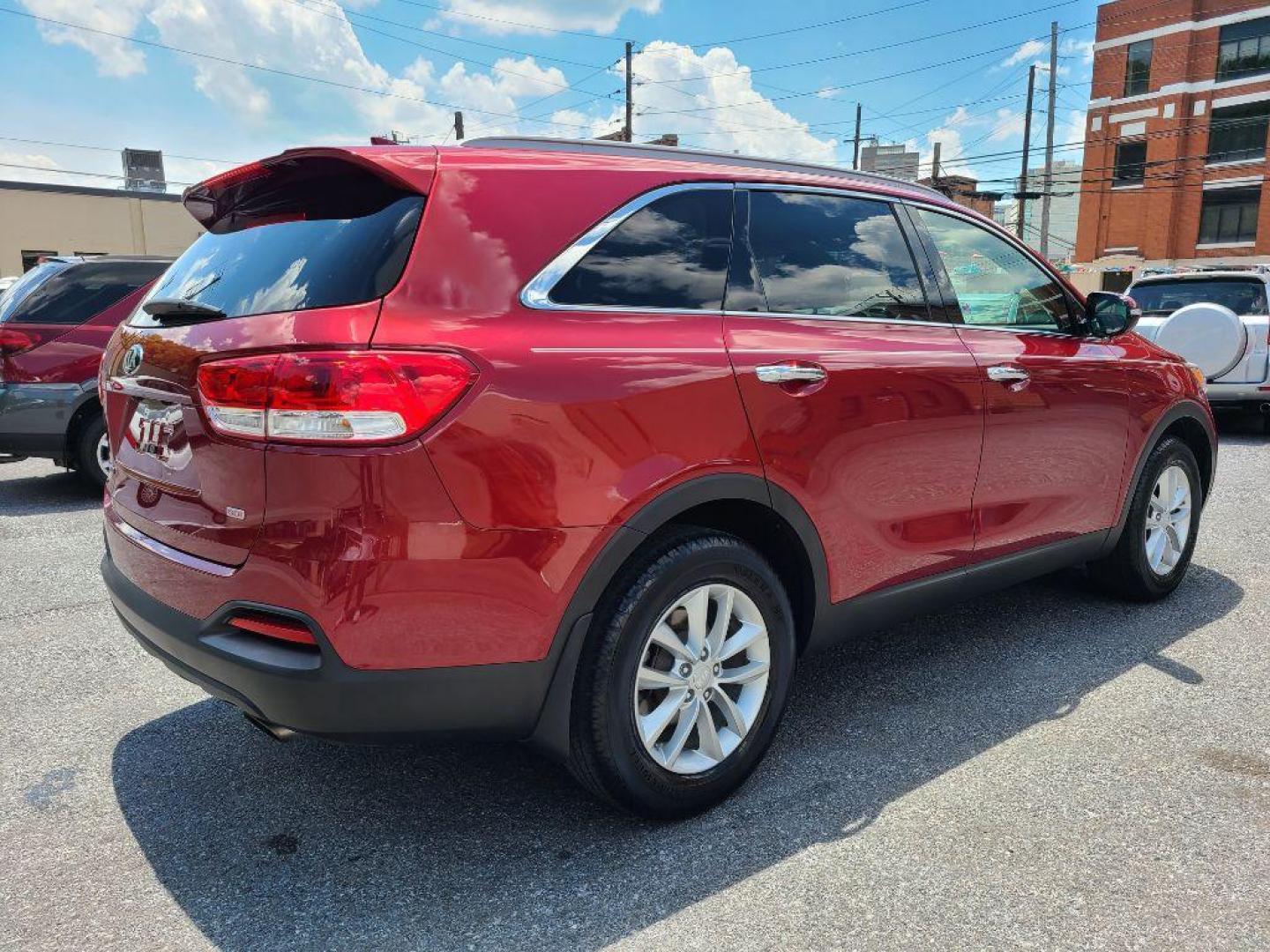 2018 RED KIA SORENTO LX (5XYPG4A3XJG) with an 2.4L engine, Automatic transmission, located at 7981 Paxton Street, Harrisburg, PA, 17111, (717) 561-2926, 40.261490, -76.749229 - WE FINANCE!!! Good Credit/ Bad Credit/ No Credit - ALL Trade-Ins Welcomed!!! ***Guaranteed Credit Approval*** APPLY ONLINE or CALL us TODAY ;) Internet Prices and Marketplace Prices are SPECIAL discounted ***CASH DEALS*** Retail Prices are higher. Please call us to discuss your cash and finan - Photo#4