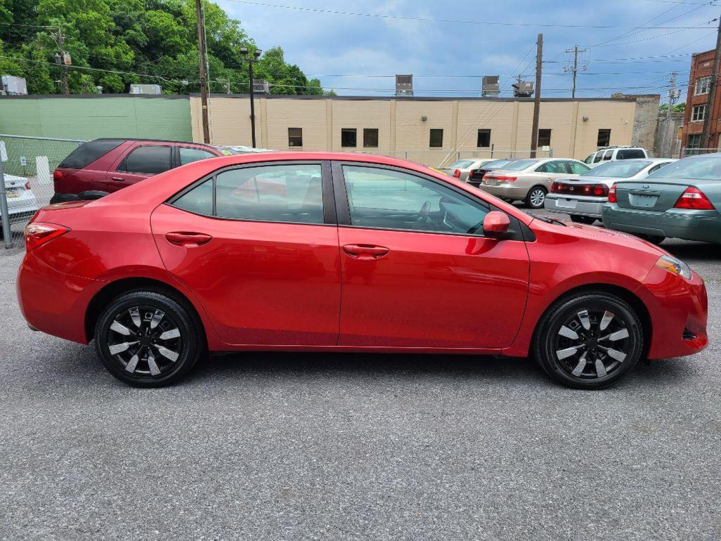 2018 RED TOYOTA COROLLA LE (2T1BURHE5JC) with an 1.8L engine, Continuously Variable transmission, located at 117 North Cameron Street, Harrisburg, PA, 17101, (717) 963-8962, 40.266762, -76.875259 - WE FINANCE!!! Good Credit/ Bad Credit/ No Credit - ALL Trade-Ins Welcomed!!! ***Guaranteed Credit Approval*** APPLY ONLINE or CALL us TODAY ;) Internet Prices and Marketplace Prices are SPECIAL discounted ***CASH DEALS*** Retail Prices are higher. Please call us to discuss your cash and finan - Photo#5