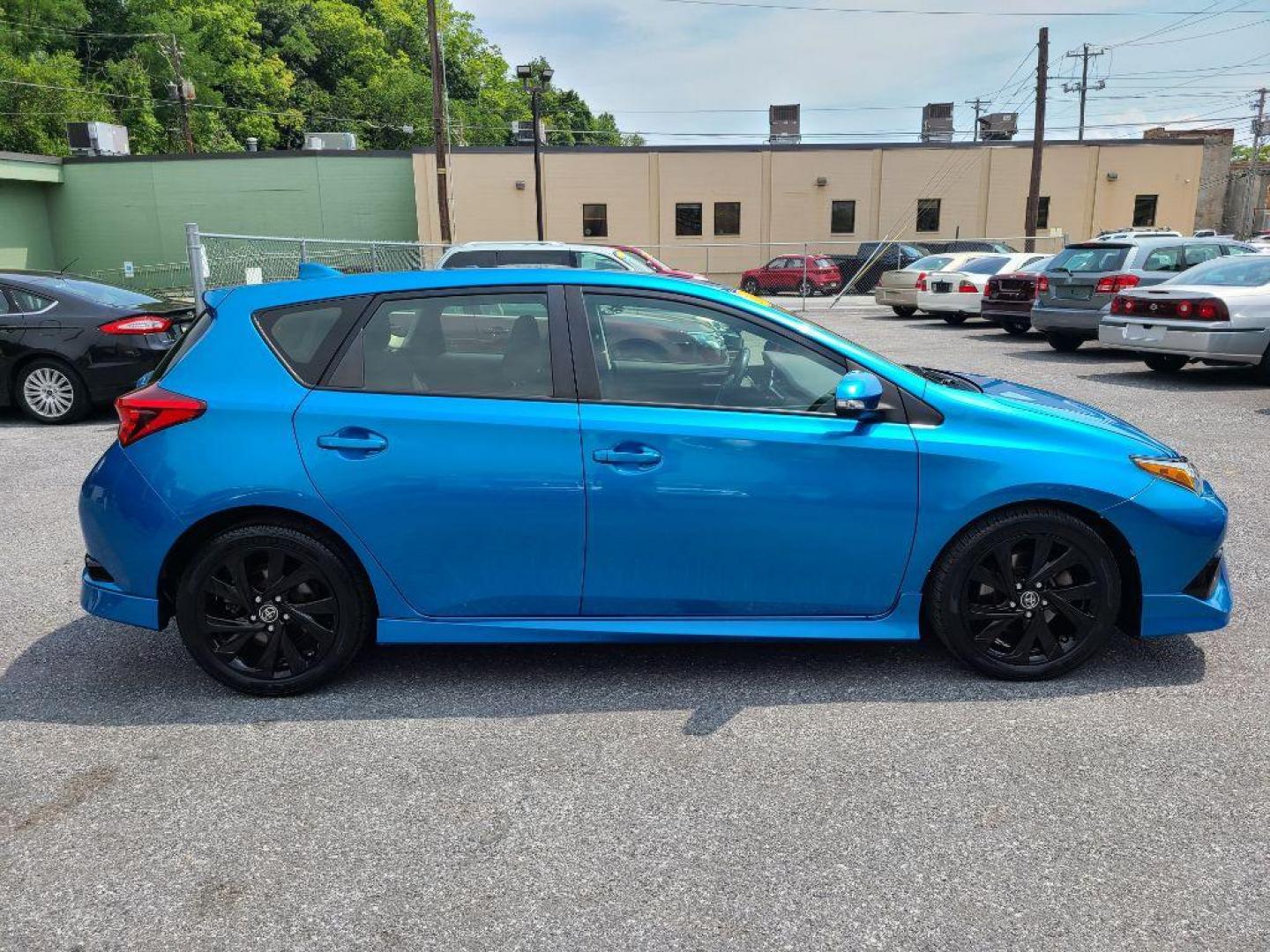 2018 BLUE TOYOTA COROLLA IM HATCHBACK (JTNKARJE1JJ) with an 1.8L engine, Continuously Variable transmission, located at 7981 Paxton Street, Harrisburg, PA, 17111, (717) 561-2926, 40.261490, -76.749229 - WE FINANCE!!! Good Credit/ Bad Credit/ No Credit - ALL Trade-Ins Welcomed!!! ***Guaranteed Credit Approval*** APPLY ONLINE or CALL us TODAY ;) Internet Prices and Marketplace Prices are SPECIAL discounted ***CASH DEALS*** Retail Prices are higher. Please call us to discuss your cash and finan - Photo#5