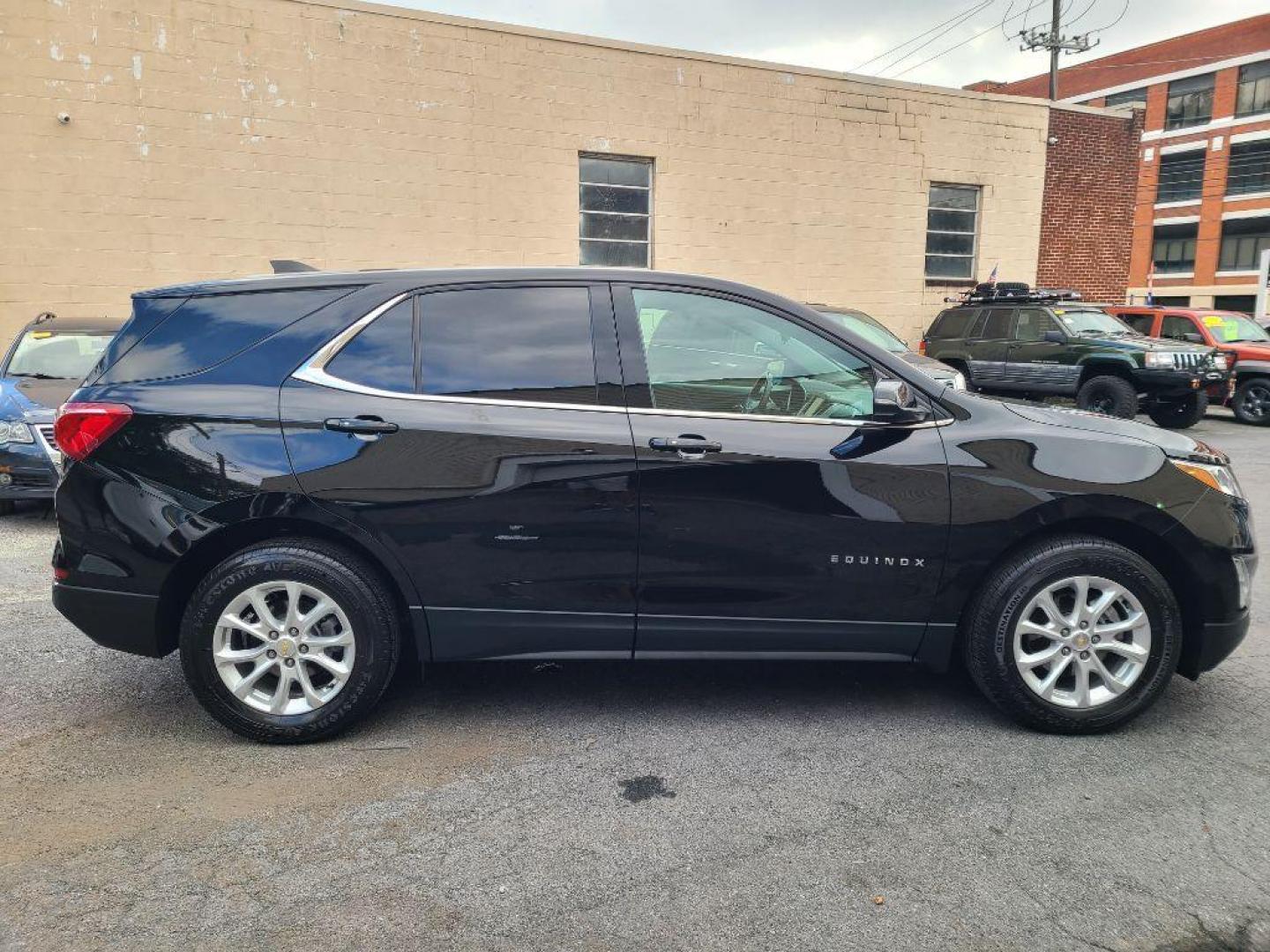 2019 BLACK CHEVROLET EQUINOX LT (2GNAXTEV5K6) with an 1.5L engine, Automatic transmission, located at 7981 Paxton Street, Harrisburg, PA, 17111, (717) 561-2926, 40.261490, -76.749229 - WE FINANCE!!! Good Credit/ Bad Credit/ No Credit - ALL Trade-Ins Welcomed!!! ***Guaranteed Credit Approval*** APPLY ONLINE or CALL us TODAY ;) Internet Prices and Marketplace Prices are SPECIAL discounted ***CASH DEALS*** Retail Prices are higher. Please call us to discuss your cash and finan - Photo#5