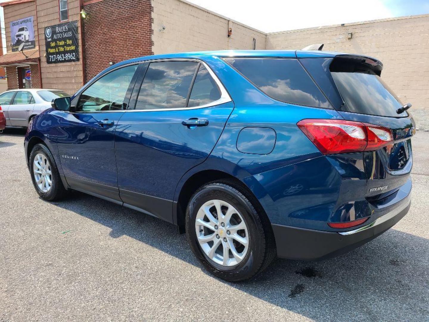 2019 BLUE CHEVROLET EQUINOX LT (2GNAXKEVXK6) with an 1.5L engine, Automatic transmission, located at 117 North Cameron Street, Harrisburg, PA, 17101, (717) 963-8962, 40.266762, -76.875259 - WE FINANCE!!! Good Credit/ Bad Credit/ No Credit - ALL Trade-Ins Welcomed!!! ***Guaranteed Credit Approval*** APPLY ONLINE or CALL us TODAY ;) Internet Prices and Marketplace Prices are SPECIAL discounted ***CASH DEALS*** Retail Prices are higher. Please call us to discuss your cash and finan - Photo#2