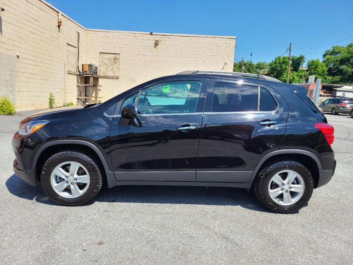 2019 BLACK CHEVROLET TRAX 1LT (KL7CJPSB2KB) with an 1.4L engine, Automatic transmission, located at 7981 Paxton Street, Harrisburg, PA, 17111, (717) 561-2926, 40.261490, -76.749229 - WE FINANCE!!! Good Credit/ Bad Credit/ No Credit - ALL Trade-Ins Welcomed!!! ***Guaranteed Credit Approval*** APPLY ONLINE or CALL us TODAY ;) Internet Prices and Marketplace Prices are SPECIAL discounted ***CASH DEALS*** Retail Prices are higher. Please call us to discuss your cash and finan - Photo#1