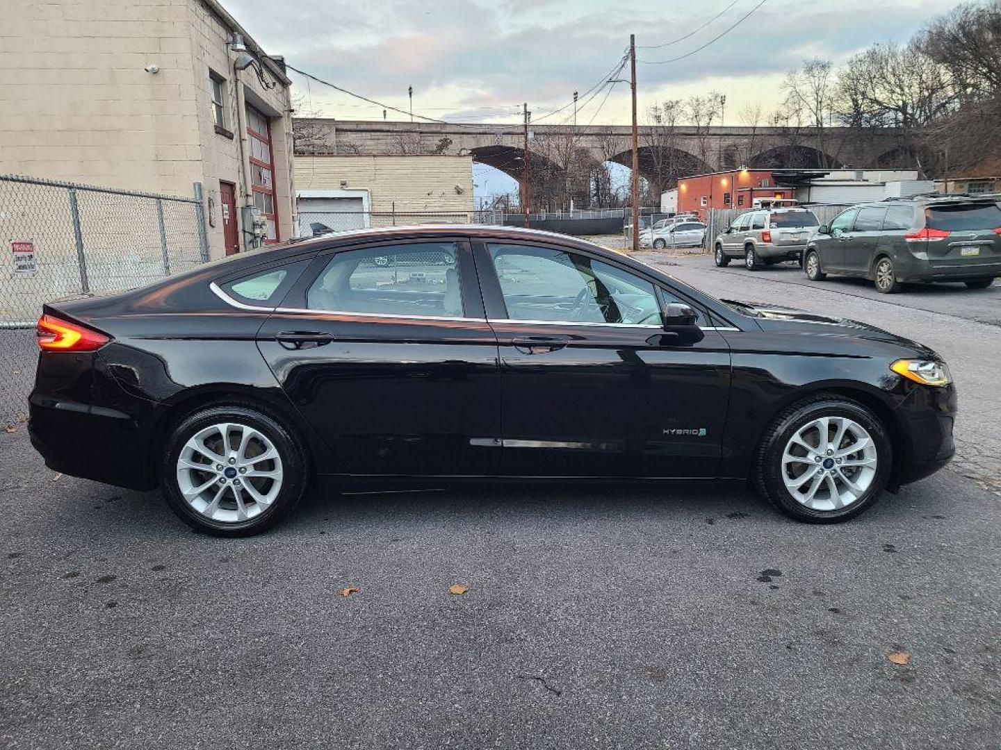 2019 BLACK FORD FUSION SE (3FA6P0LU4KR) with an 2.0L engine, Continuously Variable transmission, located at 7981 Paxton Street, Harrisburg, PA, 17111, (717) 561-2926, 40.261490, -76.749229 - WE FINANCE!!! Good Credit/ Bad Credit/ No Credit - ALL Trade-Ins Welcomed!!! ***Guaranteed Credit Approval*** APPLY ONLINE or CALL us TODAY ;) Internet Prices and Marketplace Prices are SPECIAL discounted ***CASH DEALS*** Retail Prices are higher. Please call us to discuss your cash and finan - Photo#5