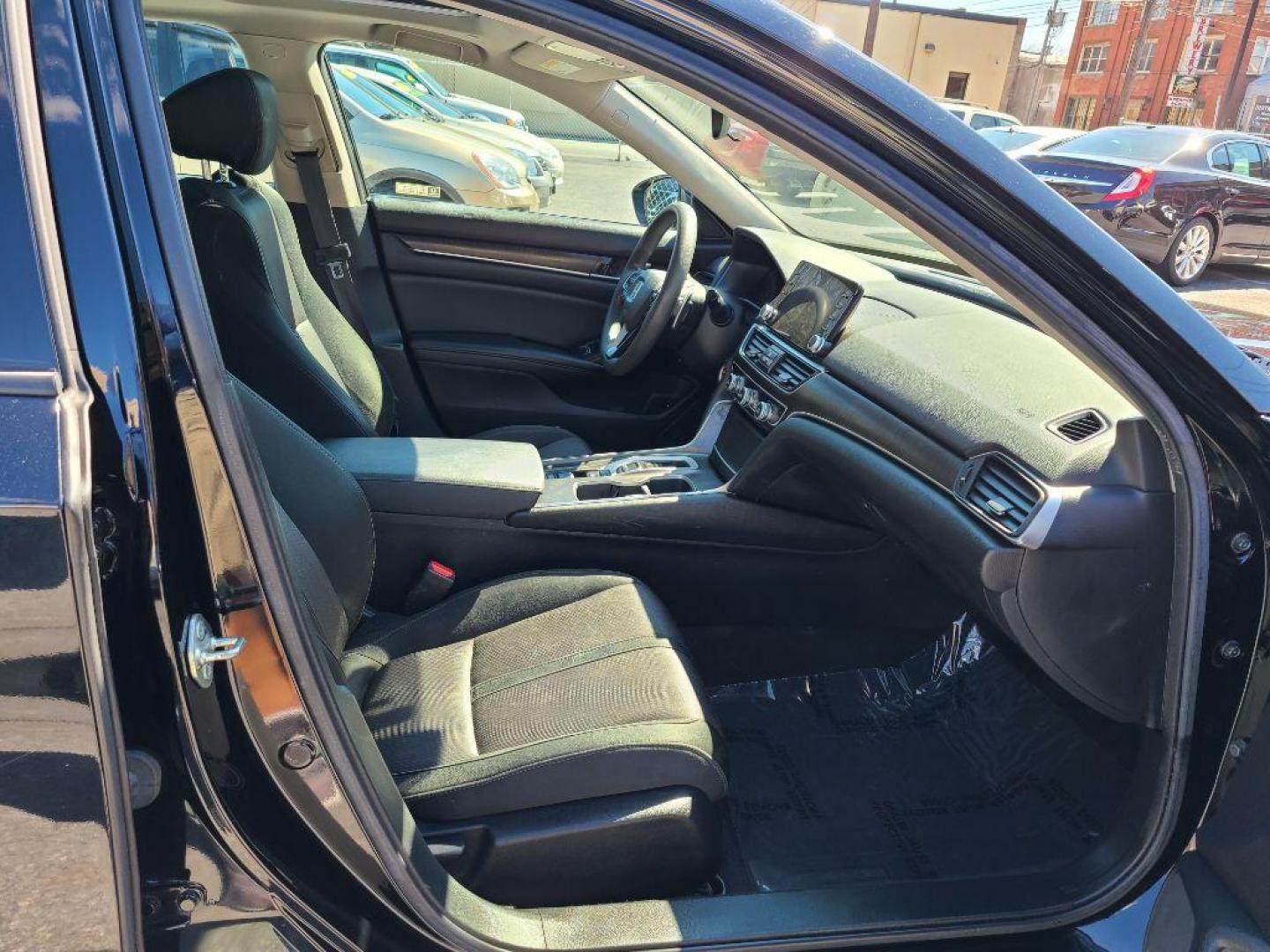 2019 BLACK HONDA ACCORD HYBRID EX (1HGCV3F46KA) with an 2.0L engine, Continuously Variable transmission, located at 7981 Paxton Street, Harrisburg, PA, 17111, (717) 561-2926, 40.261490, -76.749229 - WE FINANCE!!! Good Credit/ Bad Credit/ No Credit - ALL Trade-Ins Welcomed!!! ***Guaranteed Credit Approval*** APPLY ONLINE or CALL us TODAY ;) Internet Prices and Marketplace Prices are SPECIAL discounted ***CASH DEALS*** Retail Prices are higher. Please call us to discuss your cash and finan - Photo#9