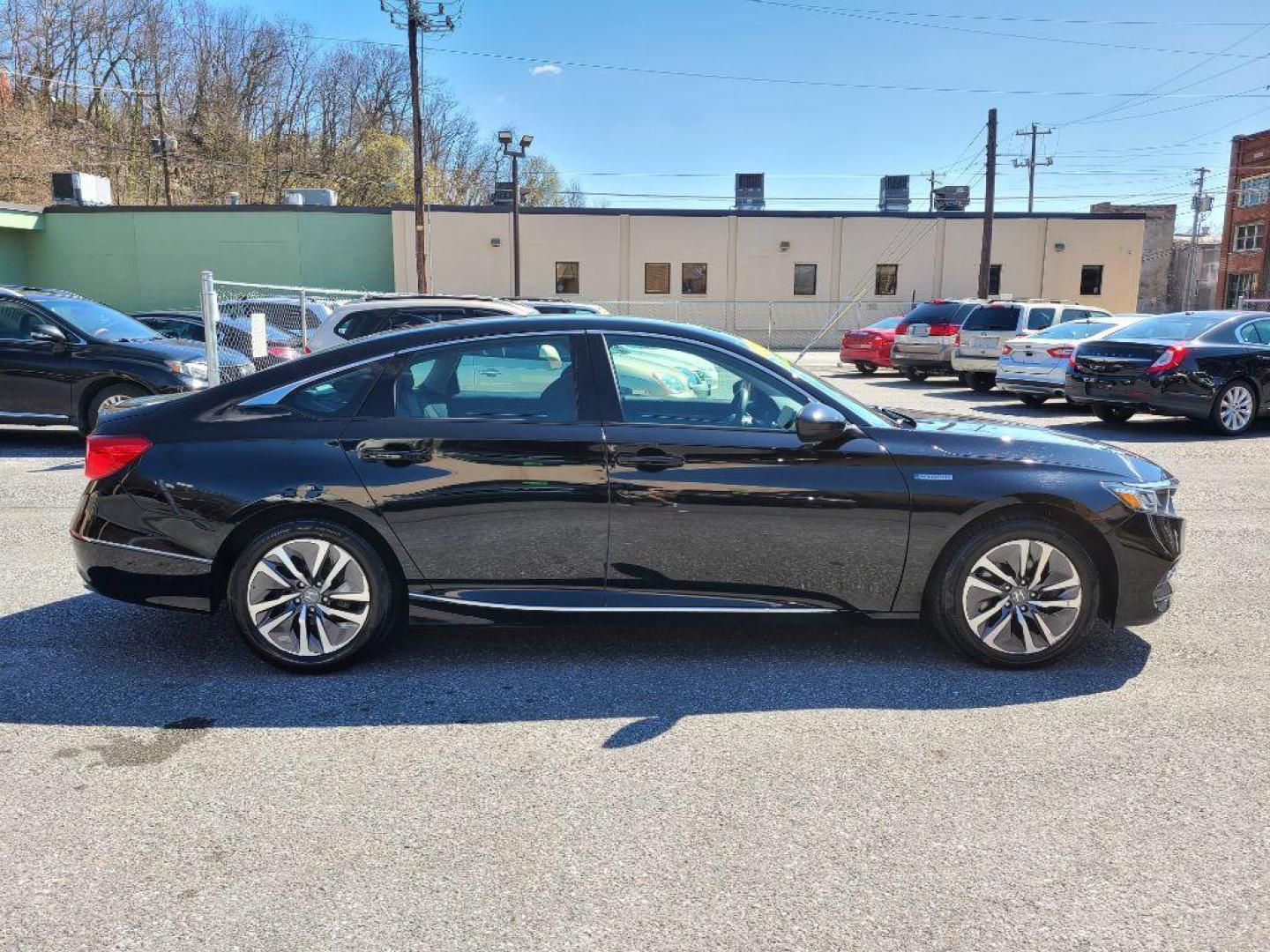 2019 BLACK HONDA ACCORD HYBRID EX (1HGCV3F46KA) with an 2.0L engine, Continuously Variable transmission, located at 7981 Paxton Street, Harrisburg, PA, 17111, (717) 561-2926, 40.261490, -76.749229 - WE FINANCE!!! Good Credit/ Bad Credit/ No Credit - ALL Trade-Ins Welcomed!!! ***Guaranteed Credit Approval*** APPLY ONLINE or CALL us TODAY ;) Internet Prices and Marketplace Prices are SPECIAL discounted ***CASH DEALS*** Retail Prices are higher. Please call us to discuss your cash and finan - Photo#5