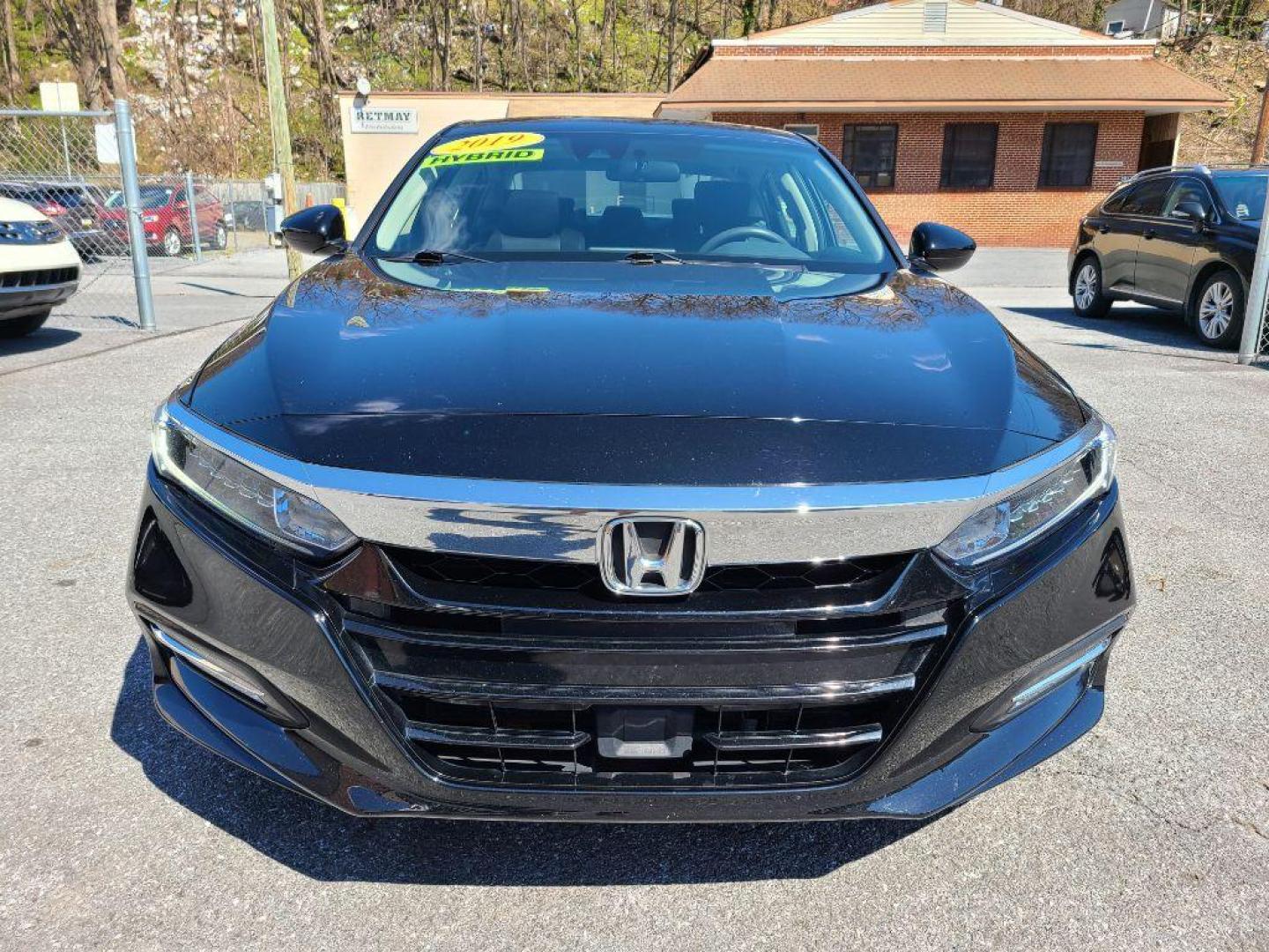 2019 BLACK HONDA ACCORD HYBRID EX (1HGCV3F46KA) with an 2.0L engine, Continuously Variable transmission, located at 7981 Paxton Street, Harrisburg, PA, 17111, (717) 561-2926, 40.261490, -76.749229 - WE FINANCE!!! Good Credit/ Bad Credit/ No Credit - ALL Trade-Ins Welcomed!!! ***Guaranteed Credit Approval*** APPLY ONLINE or CALL us TODAY ;) Internet Prices and Marketplace Prices are SPECIAL discounted ***CASH DEALS*** Retail Prices are higher. Please call us to discuss your cash and finan - Photo#7