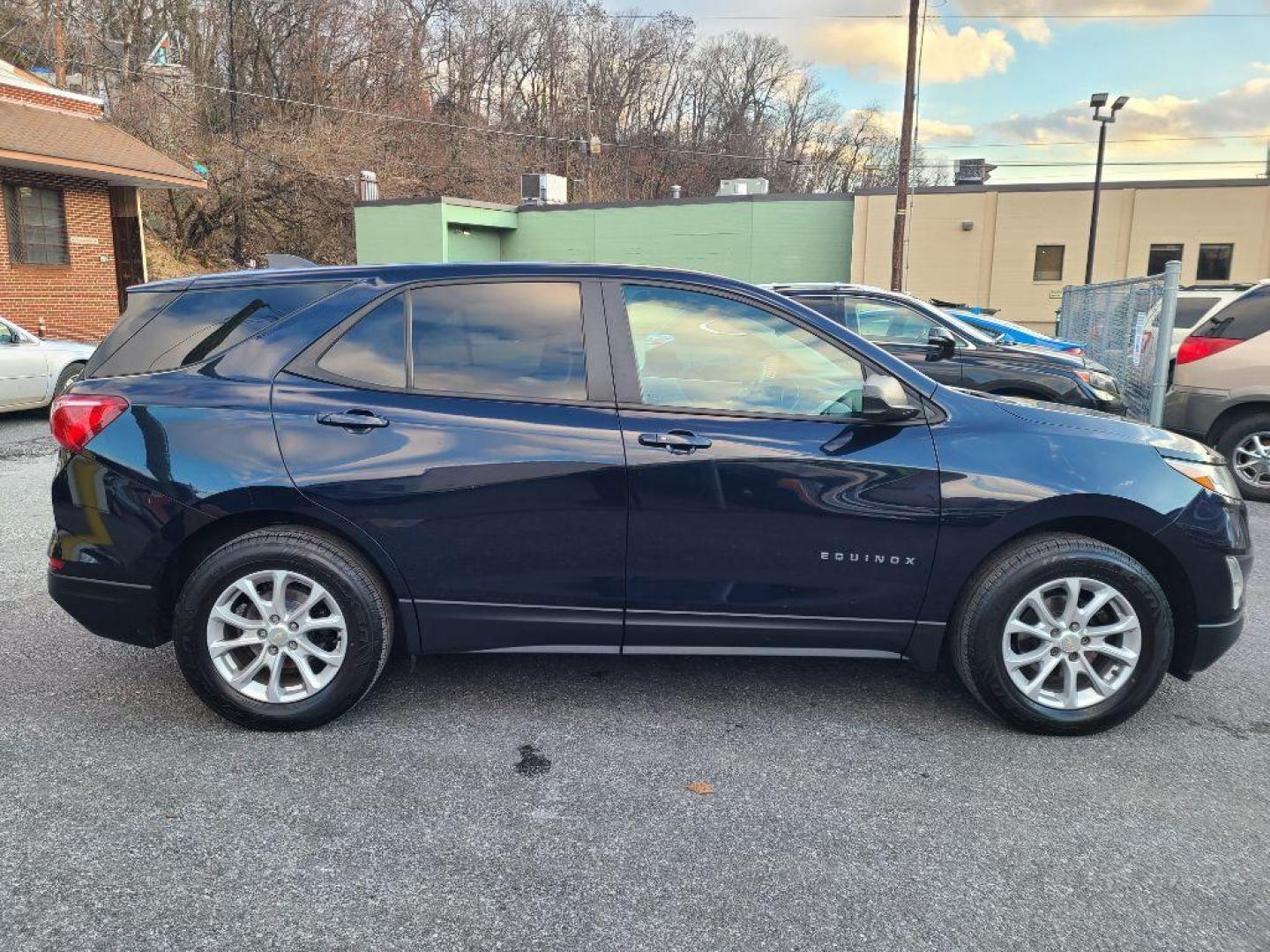 2020 BLUE CHEVROLET EQUINOX LS (3GNAXSEV6LS) with an 1.5L engine, Automatic transmission, located at 7981 Paxton Street, Harrisburg, PA, 17111, (717) 561-2926, 40.261490, -76.749229 - WE FINANCE!!! Good Credit/ Bad Credit/ No Credit - ALL Trade-Ins Welcomed!!! ***Guaranteed Credit Approval*** APPLY ONLINE or CALL us TODAY ;) Internet Prices and Marketplace Prices are SPECIAL discounted ***CASH DEALS*** Retail Prices are higher. Please call us to discuss your cash and finan - Photo#5