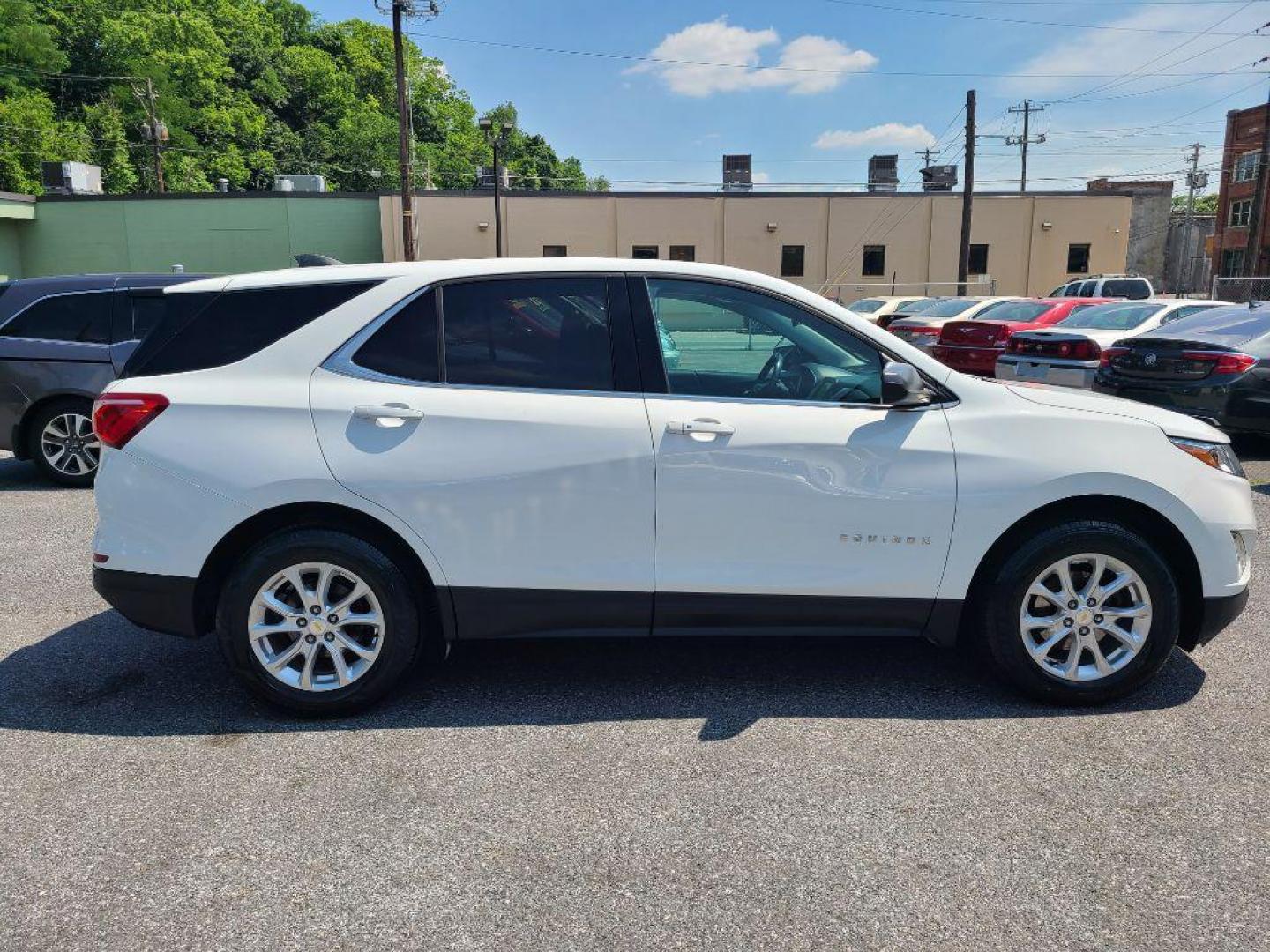 2020 WHITE CHEVROLET EQUINOX LT (2GNAXUEV3L6) with an 1.5L engine, Automatic transmission, located at 7981 Paxton Street, Harrisburg, PA, 17111, (717) 561-2926, 40.261490, -76.749229 - WE FINANCE!!! Good Credit/ Bad Credit/ No Credit - ALL Trade-Ins Welcomed!!! ***Guaranteed Credit Approval*** APPLY ONLINE or CALL us TODAY ;) Internet Prices and Marketplace Prices are SPECIAL discounted ***CASH DEALS*** Retail Prices are higher. Please call us to discuss your cash and finan - Photo#5