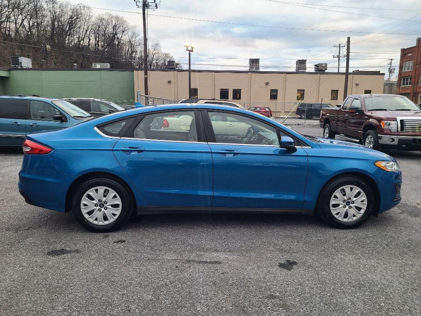 2020 BLUE FORD FUSION S (3FA6P0G76LR) with an 2.5L engine, Automatic transmission, located at 7981 Paxton Street, Harrisburg, PA, 17111, (717) 561-2926, 40.261490, -76.749229 - WE FINANCE!!! Good Credit/ Bad Credit/ No Credit - ALL Trade-Ins Welcomed!!! ***Guaranteed Credit Approval*** APPLY ONLINE or CALL us TODAY ;) Internet Prices and Marketplace Prices are SPECIAL discounted ***CASH DEALS*** Retail Prices are higher. Please call us to discuss your cash and finan - Photo#5