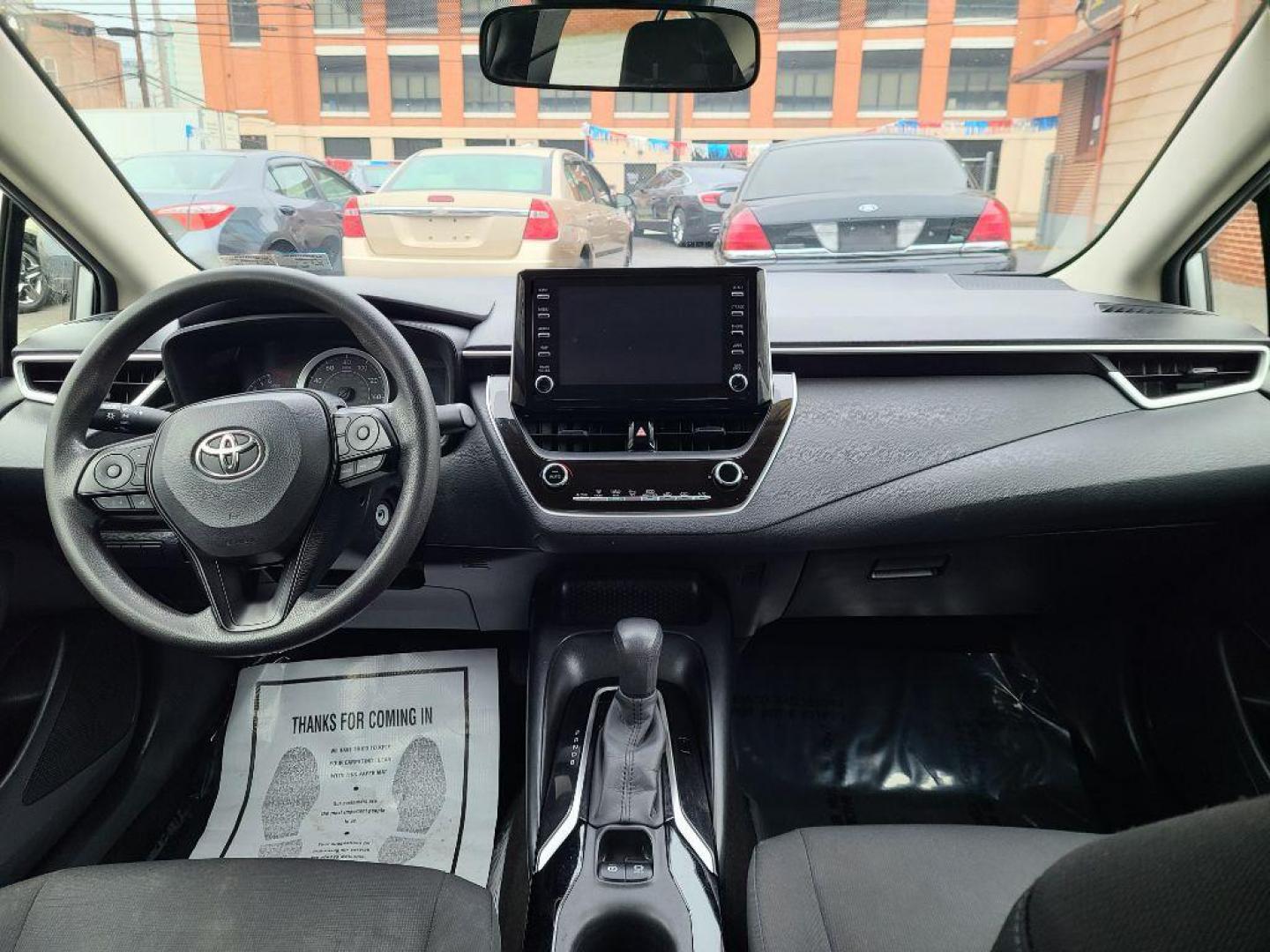 2020 SILVER TOYOTA COROLLA LE (JTDEPRAE2LJ) with an 1.8L engine, Continuously Variable transmission, located at 117 North Cameron Street, Harrisburg, PA, 17101, (717) 963-8962, 40.266762, -76.875259 - WE FINANCE!!! Good Credit/ Bad Credit/ No Credit - ALL Trade-Ins Welcomed!!! ***Guaranteed Credit Approval*** APPLY ONLINE or CALL us TODAY ;) Internet Prices and Marketplace Prices are SPECIAL discounted ***CASH DEALS*** Retail Prices are higher. Please call us to discuss your cash and finan - Photo#9