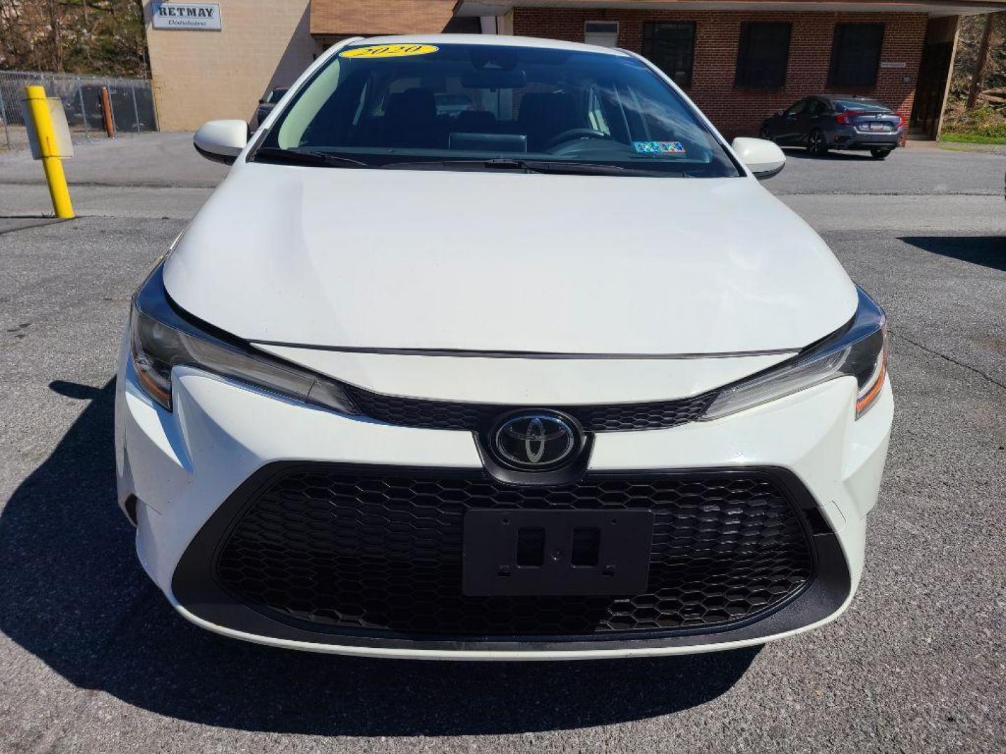 2020 WHITE TOYOTA COROLLA LE (JTDEPRAE9LJ) with an 1.8L engine, Continuously Variable transmission, located at 7981 Paxton Street, Harrisburg, PA, 17111, (717) 561-2926, 40.261490, -76.749229 - WE FINANCE!!! Good Credit/ Bad Credit/ No Credit - ALL Trade-Ins Welcomed!!! ***Guaranteed Credit Approval*** APPLY ONLINE or CALL us TODAY ;) Internet Prices and Marketplace Prices are SPECIAL discounted ***CASH DEALS*** Retail Prices are higher. Please call us to discuss your cash and finan - Photo#7